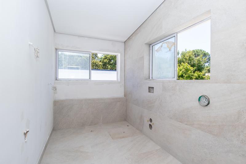 5 Bedroom Property for Sale in Constantia Western Cape